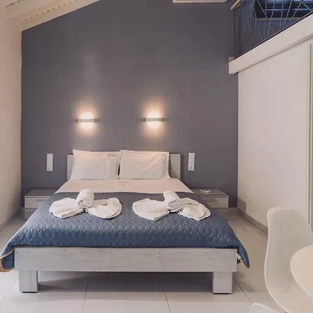 Mirsini & Apartmanhotel Laganász