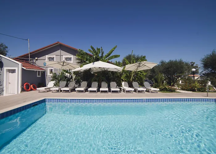 Mirsini & شقة فندقية