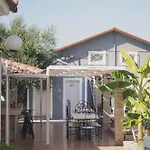 Mirsini & شقة فندقية لاغاناس