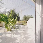 Mirsini & شقة فندقية