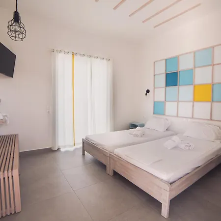Mirsini & Aparthotel 2*