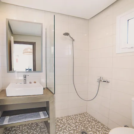 Aparthotel Mirsini &