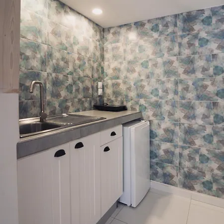 Mirsini Studios&apartments Aparthotel 3*