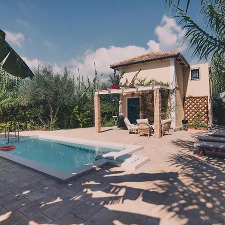 Mirsini Studios&apartments Laganas