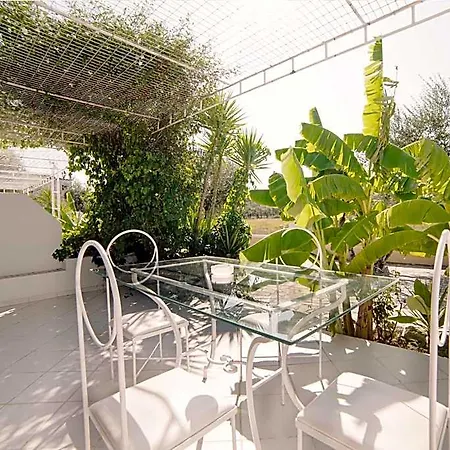 Mirsini Studios & Apartments 3*