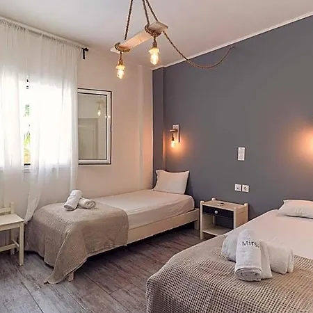 Mirsini Studios & Apartments Aparthotel