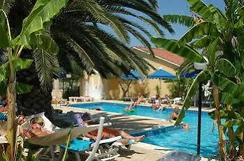 Mirsini & Aparthotel Laganas