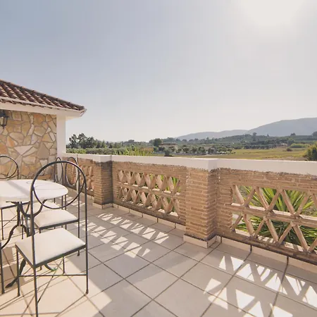 Mirsini Studios & Apartments