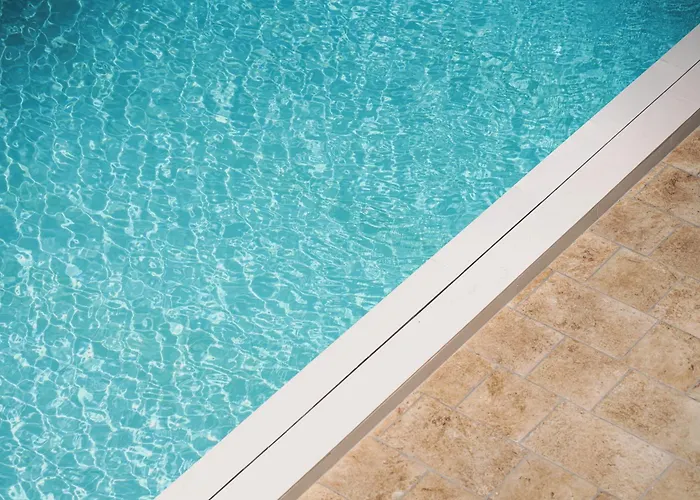 公寓式酒店 Mirsini & 3*