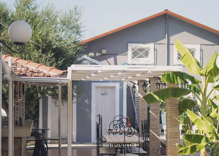 Mirsini & 公寓式酒店 拉加纳斯